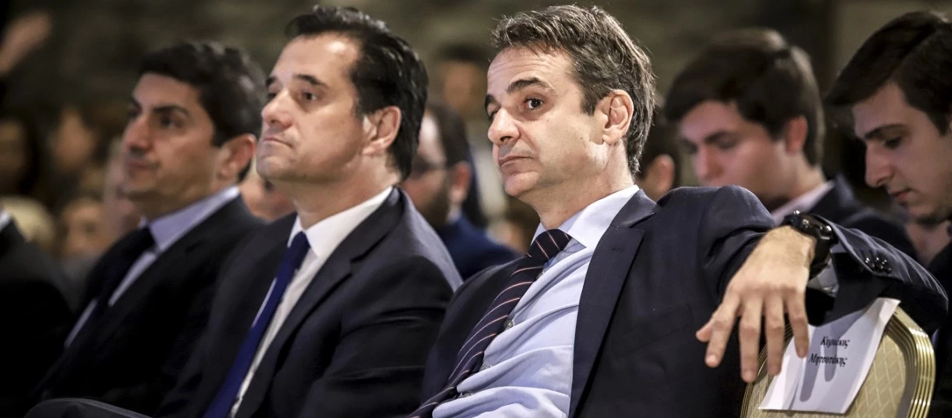 Κυνική παραδοχή από κυβέρνηση πως «άλλο ο τουρίστας, άλλο ο Έλληνας»: «SMS ίσως & μετά το άνοιγμα του τουρισμού»